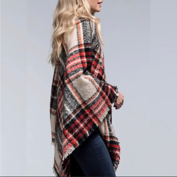 Super Soft “L.I.B” Western Chic Plaid Pocho - Picture 2 of 4